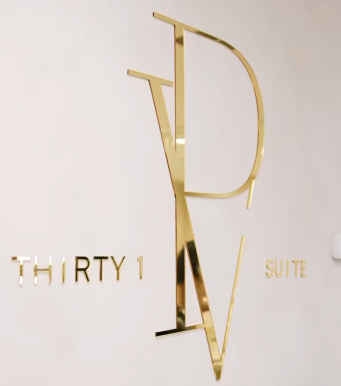 SALON SUITE SIGNAGE