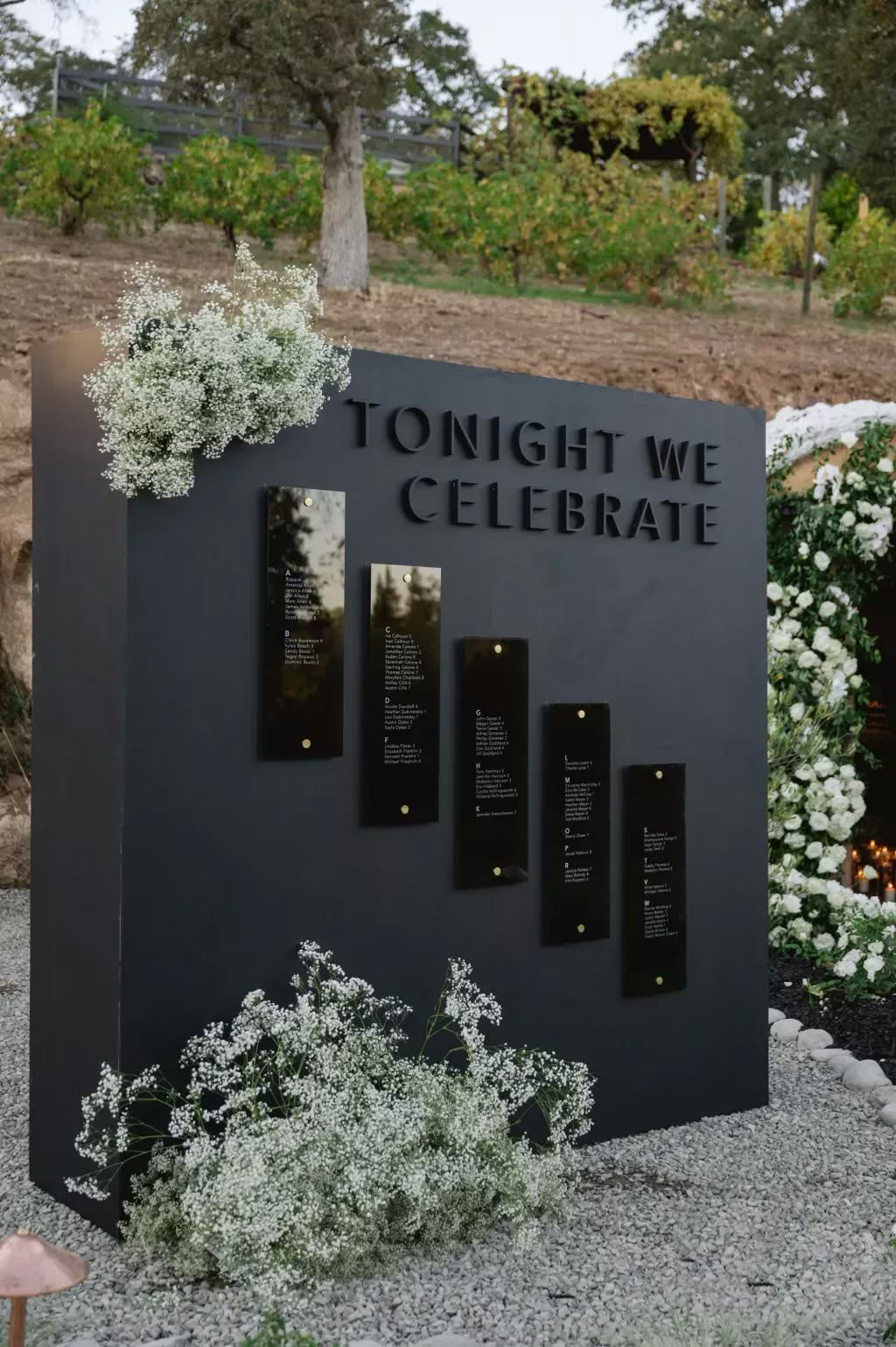 CUSTOM WEDDING SIGNAGE DESIGN SUITE